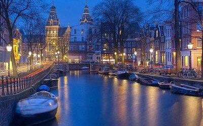 Et dolorem aut illo ut nobis officiis.